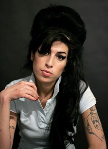 Trailer of Amy Winehouse doc debuts at pre-Grammy brunch where Sam Smith, Iggy Azalea perform | iNFOnews.ca