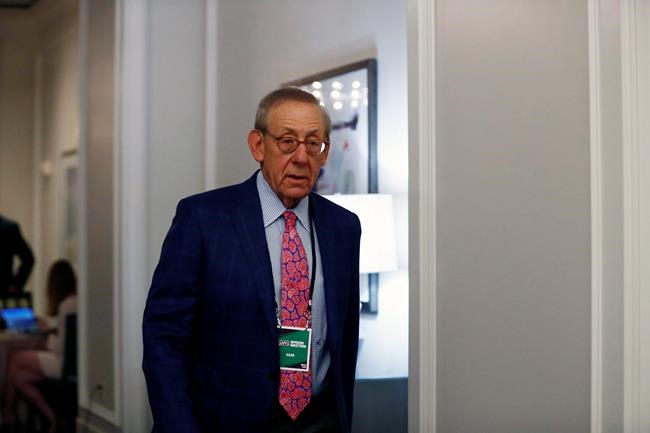 Celebs, members push for gym boycott over Trump fundraiser | iNFOnews.ca