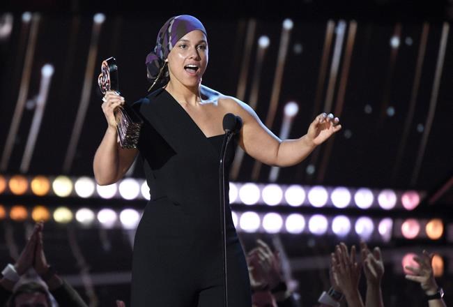 Alicia Keys and Swizz Beatz to open performing arts centre | iNFOnews.ca