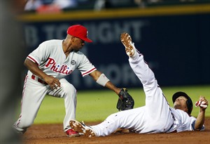 Dodgers get Kendrick from Angels, work to add Rollins in flurry of winter meetings moves | iNFOnews.ca CP31068920