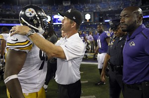 Ravens security director accused of groping woman at stadium; team puts him on paid leave | iNFOnews.ca CP31302854