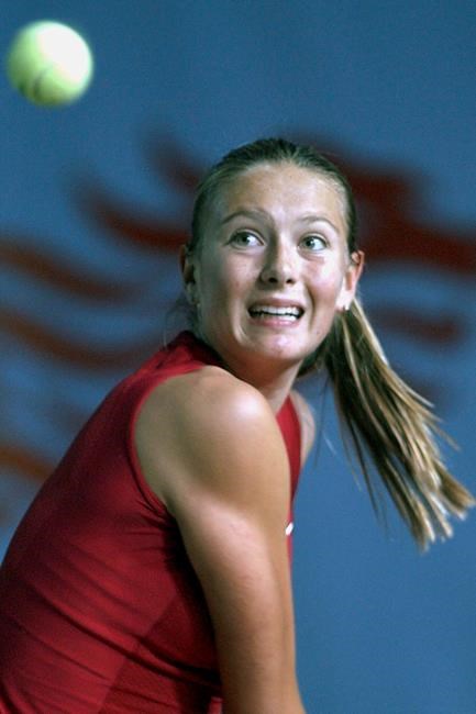 Sharapova retires from tennis at age 32 with 5 Slam titles | iNFOnews.ca Sharapova retires from tennis at age 32 with 5 Slam titles | iNFOnews.ca