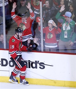 Chicago Blackhawks reach 8-year contract extensions with stars Jonathan Toews, Patrick Kane | iNFOnews.ca Chicago Blackhawks reach 8-year contract extensions with stars Jonathan Toews, Patrick Kane | iNFOnews.ca