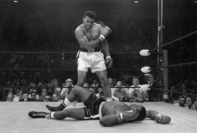 When giants fall: Sports loses Ali, Howe, Palmer, Summitt | iNFOnews.ca When giants fall: Sports loses Ali, Howe, Palmer, Summitt | iNFOnews.ca