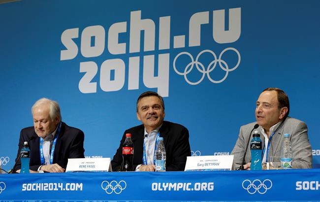 AP Sources: Bettman, Fehr, Bach to meet on NHL and Olympics | iNFOnews.ca