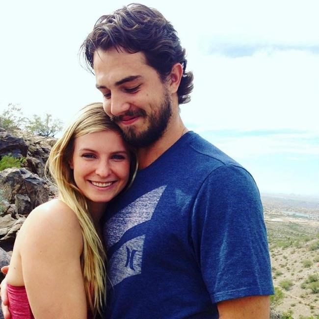 Indians fans pitch in with wedding gifts for rookie Merritt | iNFOnews.ca