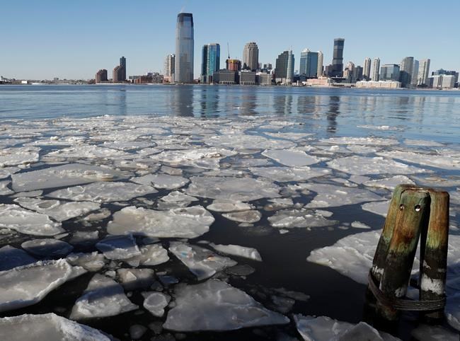 Weather Service winter forecast: A bit warmer, but chaotic | iNFOnews.ca CP1988012663