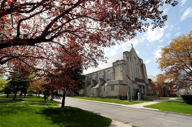 Priests accused of sex abuse turned to under-the-radar group | iNFOnews.ca