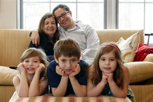 How do we find each other? On a walk, on a ship, online; every Valentine has a story | iNFOnews.ca CP31856696