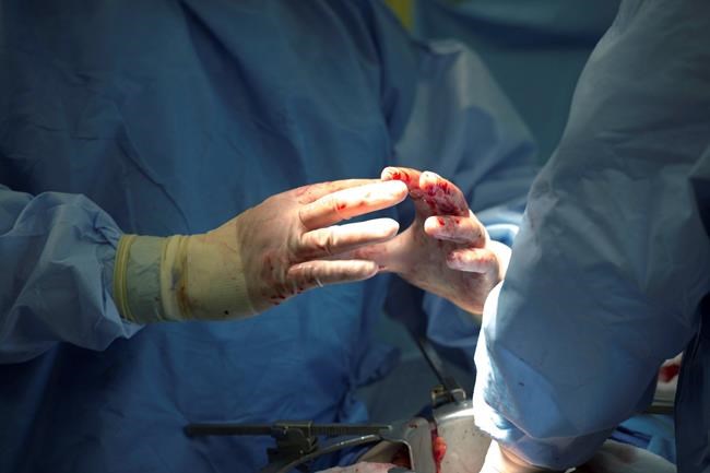 Surgeons rude to patients may pose problem in OR, study says | iNFOnews.ca