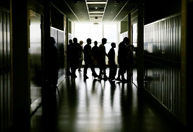 Not doing it: Fewer high school kids are having sex | iNFOnews.ca