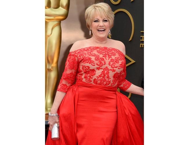 Lorna Luft undergoing tests after collapsing backstage | iNFOnews.ca