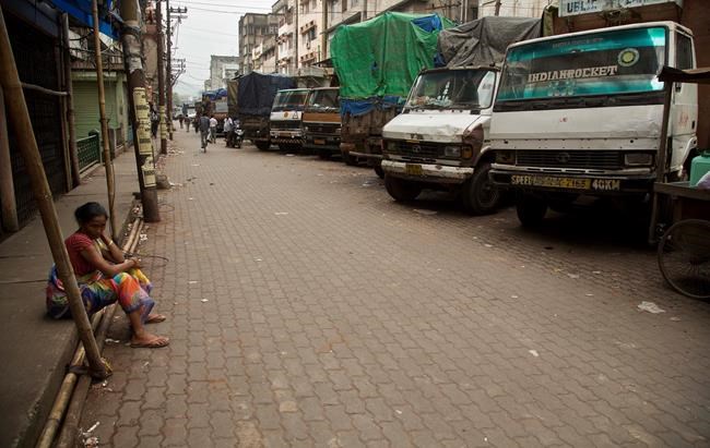 Paris riots over fuel taxes dim hopes for climate fight | iNFOnews.ca