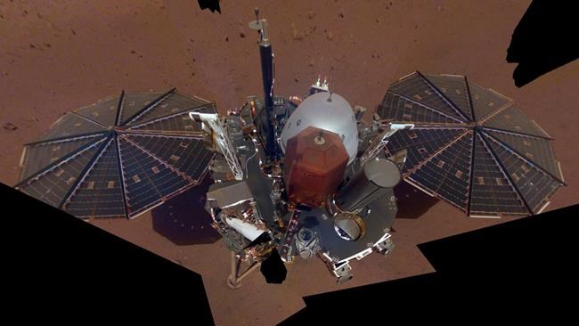 NASA's Mars lander takes selfie from above with robotic arm | iNFOnews.ca