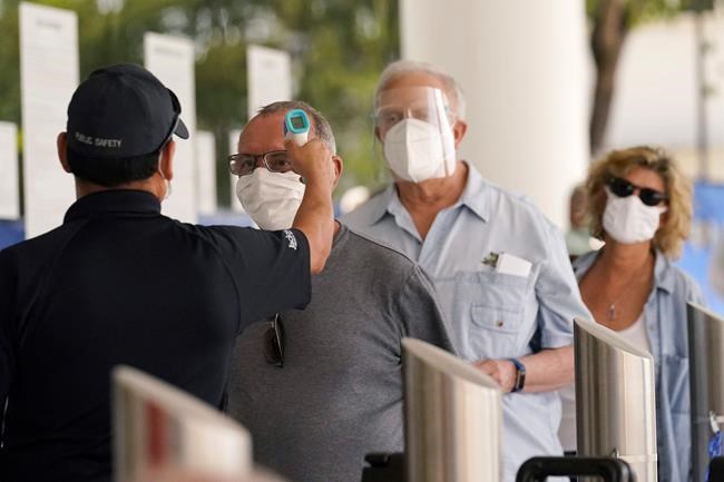 COVID-19 hospitalizations tumble among US senior citizens | iNFOnews.ca COVID-19 hospitalizations tumble among US senior citizens | iNFOnews.ca