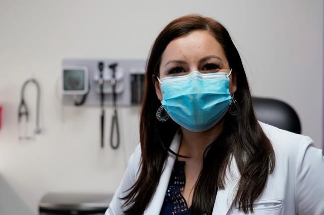 Nurses fight conspiracy theories along with coronavirus | iNFOnews.ca Nurses fight conspiracy theories along with coronavirus | iNFOnews.ca