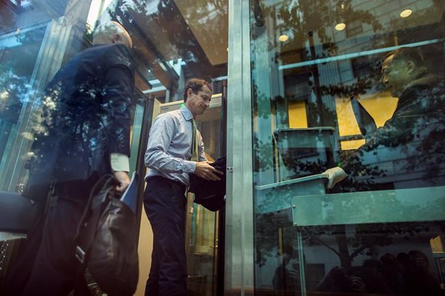 The Latest: Anthony Weiner must report to prison by Nov. 6 | iNFOnews.ca