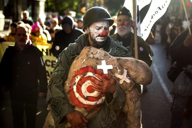 Veterans Day marked with parades, sombre ceremonies | iNFOnews.ca