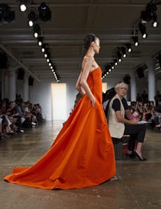 New York Fashion Week ramps up on day 2 with whimsy, spectacle | iNFOnews.ca New York Fashion Week ramps up on day 2 with whimsy, spectacle | iNFOnews.ca