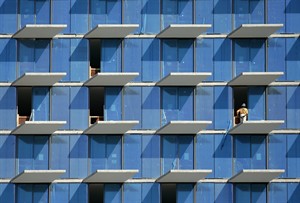 US economy grew at moderate 2.2 per cent in fourth quarter, weaker than initial estimate | iNFOnews.ca CP32077324
