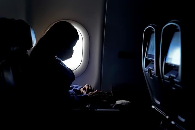 Delta joins other US airlines in ending empty middle seats | iNFOnews.ca Delta joins other US airlines in ending empty middle seats | iNFOnews.ca