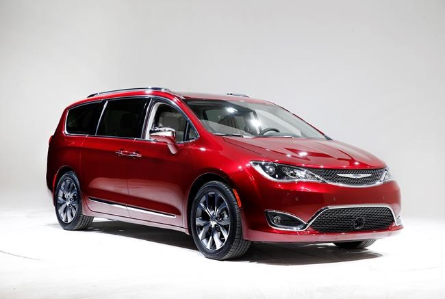 Chrysler minivan gets 84 mpg equivalent in electric mode | iNFOnews.ca