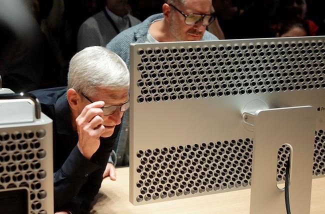 Apple shakes off iPhone slump to deliver strong fiscal 4Q | iNFOnews.ca CP2021076210
