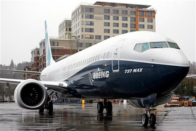Boeing halts test flights of new plane over engine issue | iNFOnews.ca