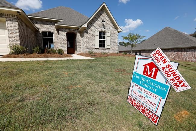 Average 30-year mortgage rates rose slightly to 3.18% | iNFOnews.ca