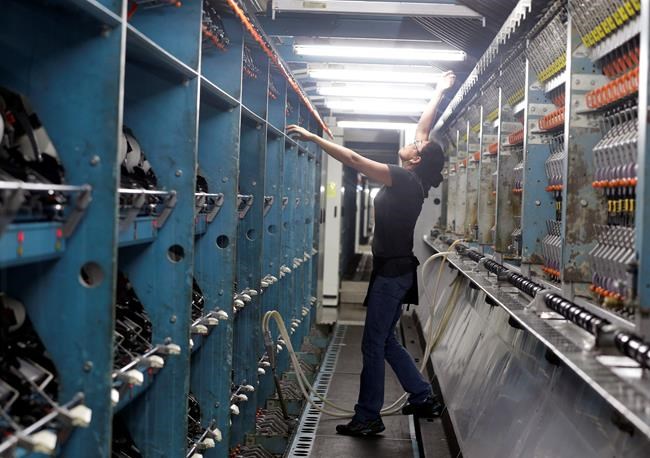 US factories expanded for third straight month in November | iNFOnews.ca