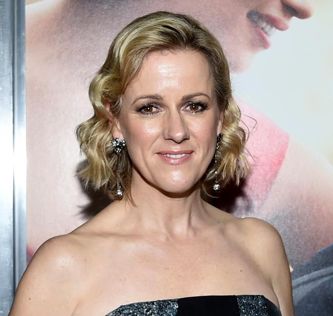 Free e-book features excerpts from Moyes, Chbosky | iNFOnews.ca