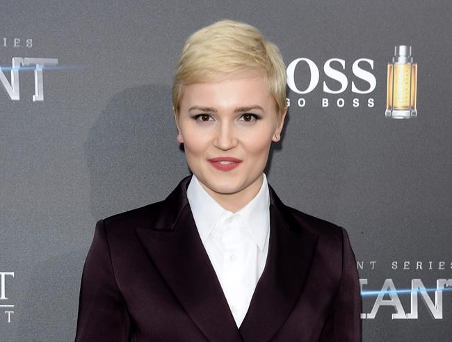 Free e-book includes excerpts from new Veronica Roth novel | iNFOnews.ca