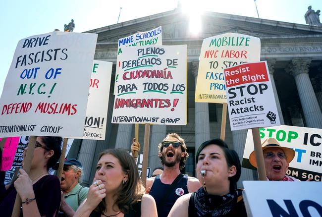 The Latest: Arrests made at anti-Shariah rally in Seattle | iNFOnews.ca