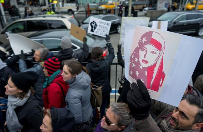 US judge bars deportations under Trump travel ban | iNFOnews.ca CP322466473