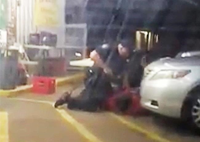 Chief apologizes over hiring of officer who shot black man | iNFOnews.ca