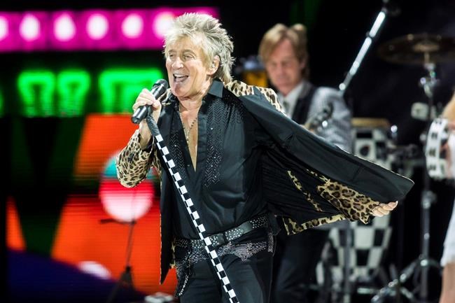 Rod Stewart, son, accused of battery in New Year's Eve fight | iNFOnews.ca Rod Stewart, son, accused of battery in New Year's Eve fight | iNFOnews.ca