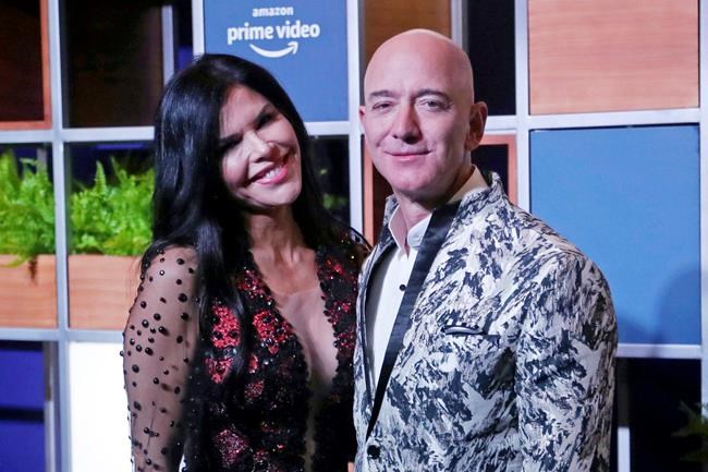 Jeff Bezos sued by girlfriend's brother for defamation | iNFOnews.ca