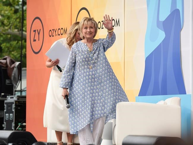 Hillary Clinton to help immigrants reuniting with children | iNFOnews.ca Hillary Clinton to help immigrants reuniting with children | iNFOnews.ca