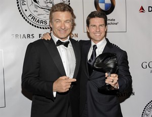 Top Gun: Tom Cruise receives Friars Club icon award in NYC; daughter Suri attends tribute | iNFOnews.ca CP18782371