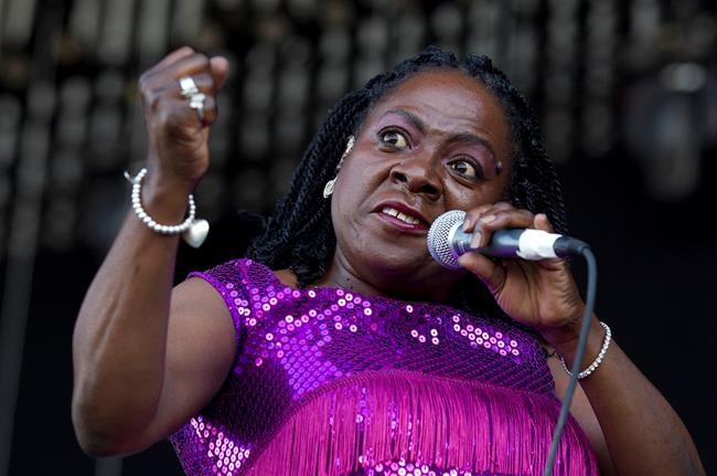The show goes on for cancer-stricken Sharon Jones | iNFOnews.ca