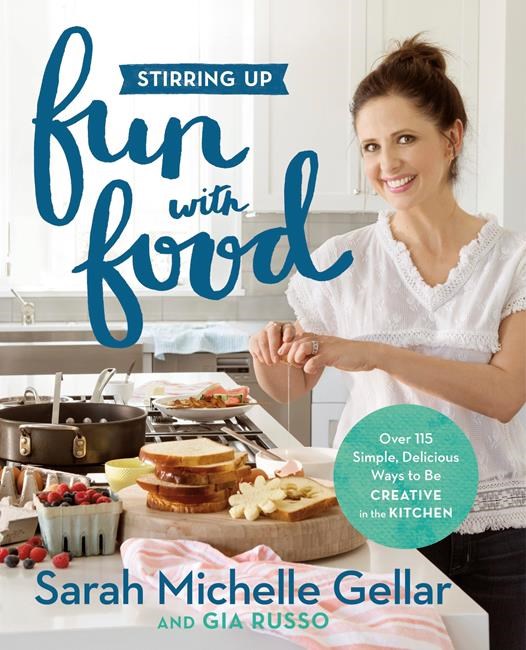 Sarah Michelle Gellar still has awesome skills with a skewer | iNFOnews.ca