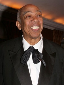 Geoffrey Holder, Tony Award-winning director and memorable 7-Up pitch man, dies at 84 | iNFOnews.ca Geoffrey Holder, Tony Award-winning director and memorable 7-Up pitch man, dies at 84 | iNFOnews.ca