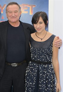Robin Williams' daughter steps away from social media after online abuse following dad's death | iNFOnews.ca Robin Williams' daughter steps away from social media after online abuse following dad's death | iNFOnews.ca