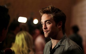'Twilight' fans get surprise look at first 7 minutes of final film, 'Breaking Dawn-Part 2' | iNFOnews.ca CP19402594