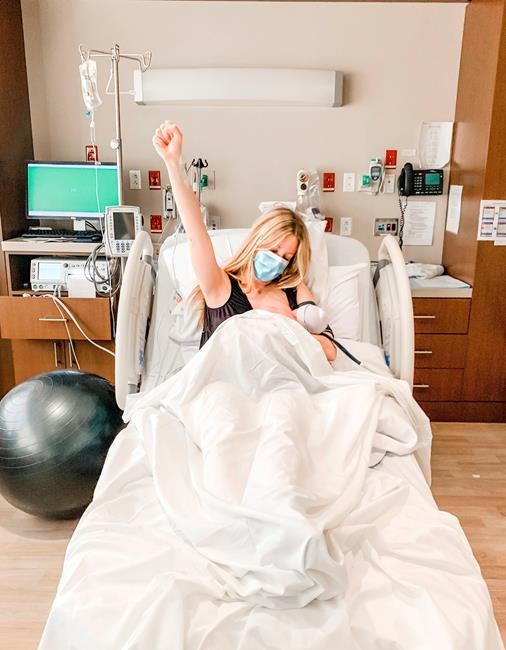 Anxiety, confusion, terror, relief: Giving birth in pandemic | iNFOnews.ca Anxiety, confusion, terror, relief: Giving birth in pandemic | iNFOnews.ca
