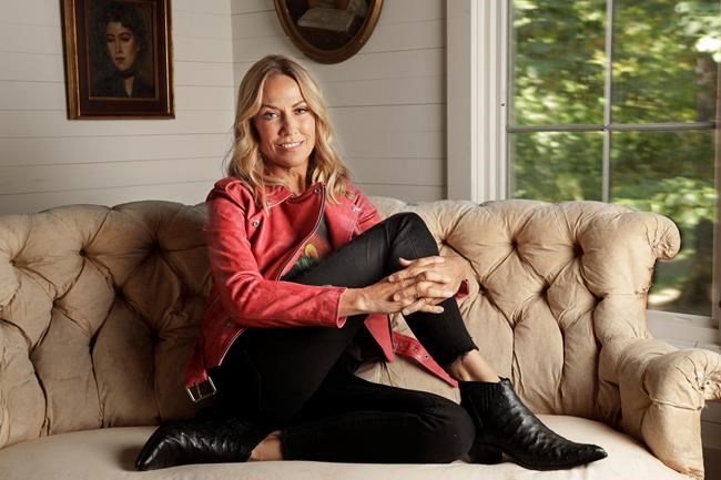 Sheryl Crow feels 'liberated' by saying goodbye to the album | iNFOnews.ca Sheryl Crow feels 'liberated' by saying goodbye to the album | iNFOnews.ca