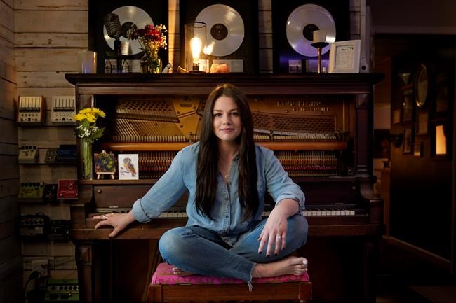 ACM nominee engineer Gena Johnson crafts hit records | iNFOnews.ca ACM nominee engineer Gena Johnson crafts hit records | iNFOnews.ca
