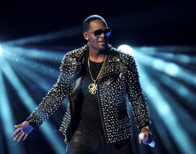 The Latest: R. Kelly's attorney denies abuse allegations | iNFOnews.ca