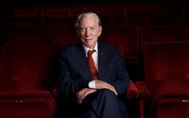 After bright career, Donald Sutherland finally nabs an Oscar | iNFOnews.ca