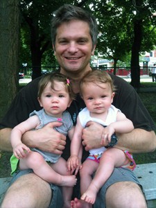 New study: Ranks of at-home dads down slightly since official end of recession | iNFOnews.ca New study: Ranks of at-home dads down slightly since official end of recession | iNFOnews.ca
